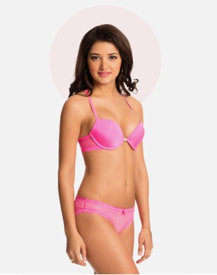 Vestibulum dictum elit