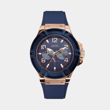 Pellentesque sagittis risus